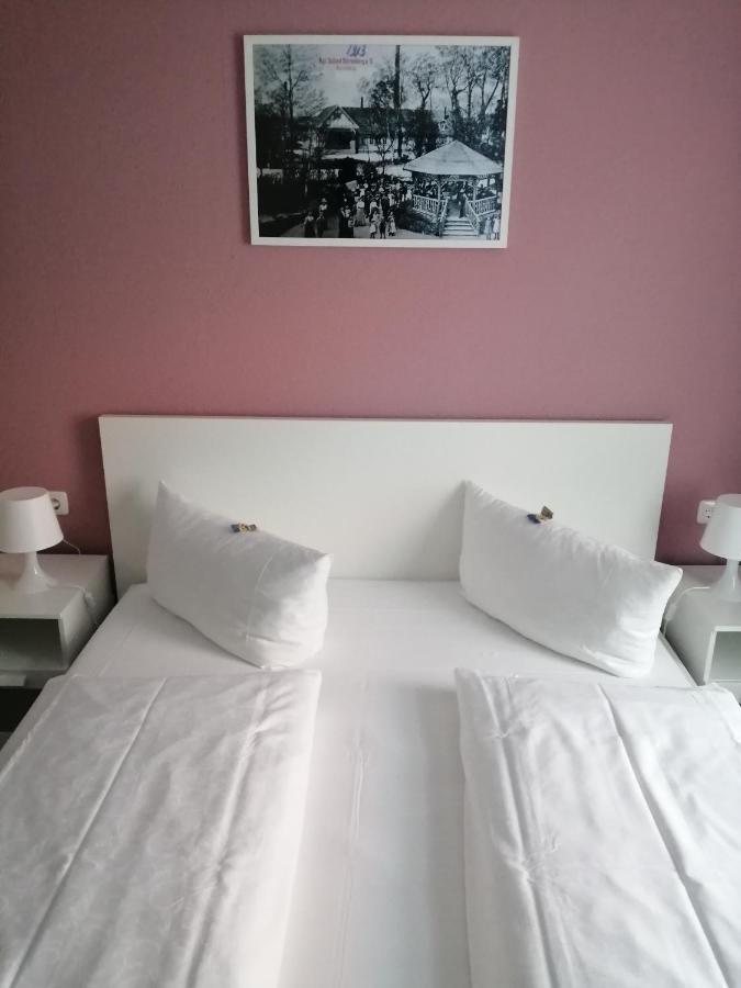 Hotel Altes Badehaus Bad Durrenberg Ngoại thất bức ảnh