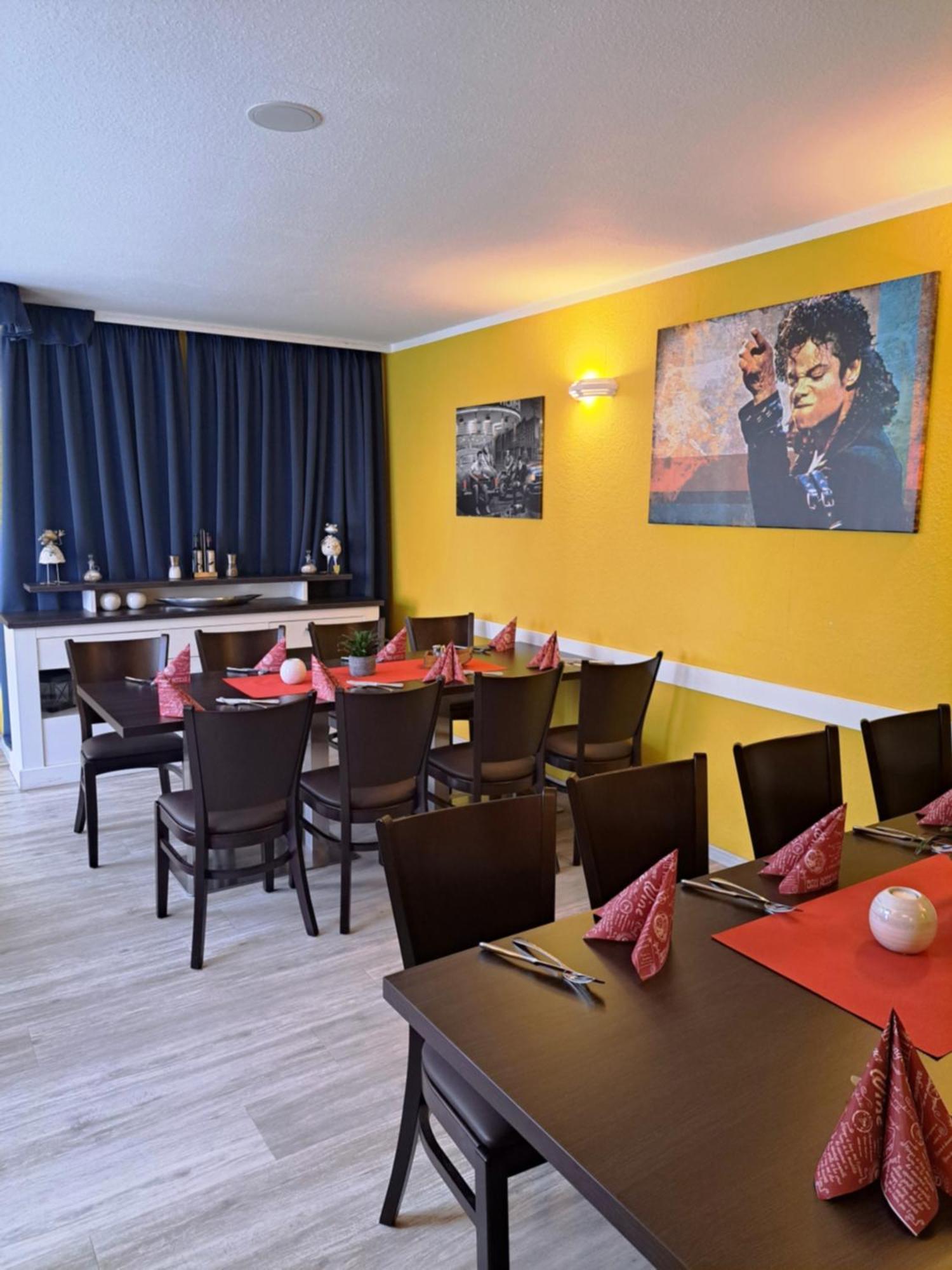 Hotel Altes Badehaus Bad Durrenberg Ngoại thất bức ảnh