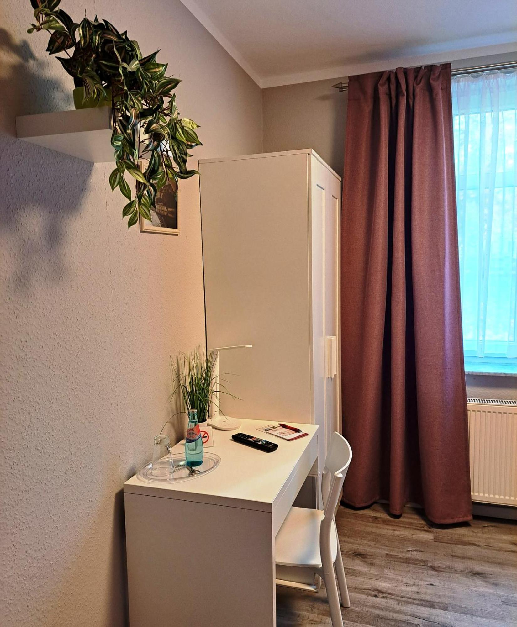 Hotel Altes Badehaus Bad Durrenberg Ngoại thất bức ảnh