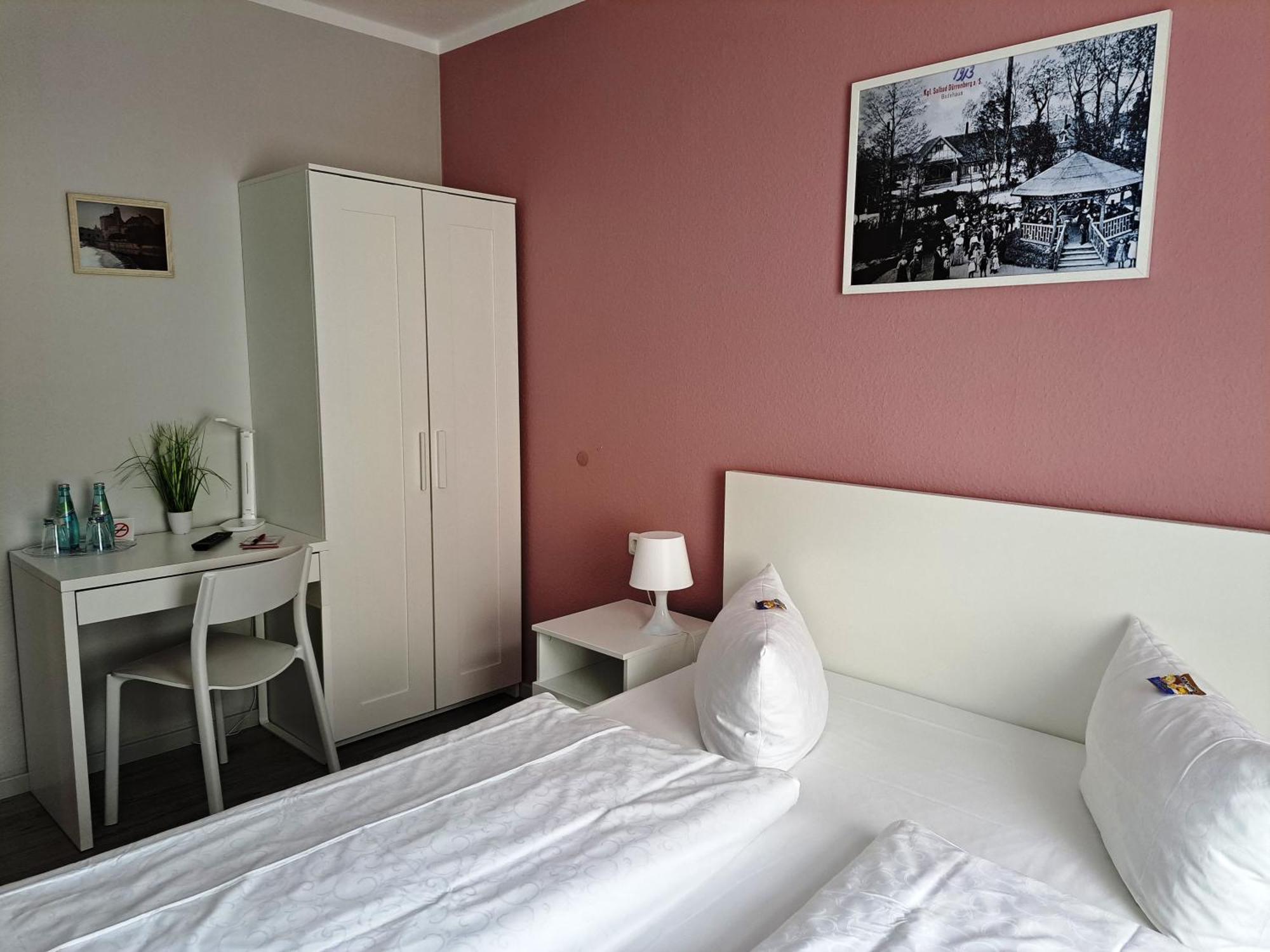 Hotel Altes Badehaus Bad Durrenberg Ngoại thất bức ảnh