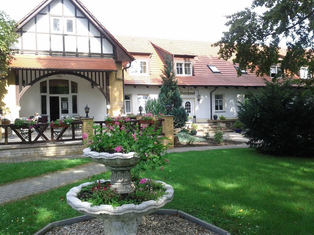 Hotel Altes Badehaus Bad Durrenberg Ngoại thất bức ảnh
